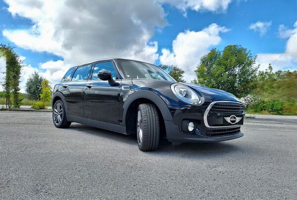 Mini Clubman Cooper D Sport Edition Auto. Carros