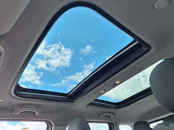 Mini Clubman Cooper D Sport Edition Auto. Carros