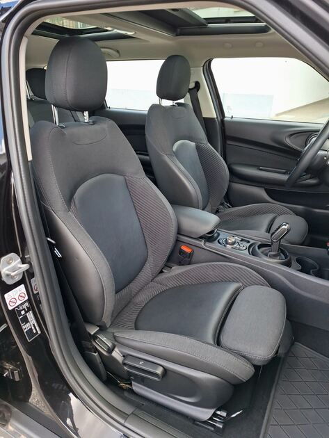 Mini Clubman Cooper D Sport Edition Auto. Carros