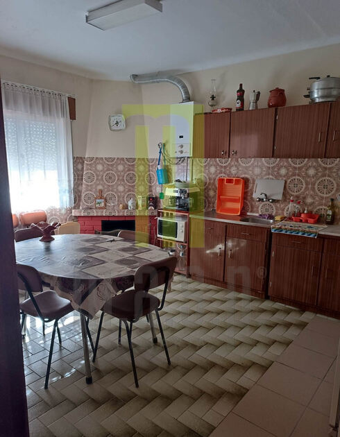 Casa pronta a habitar em Rio de Mel. Imóveis