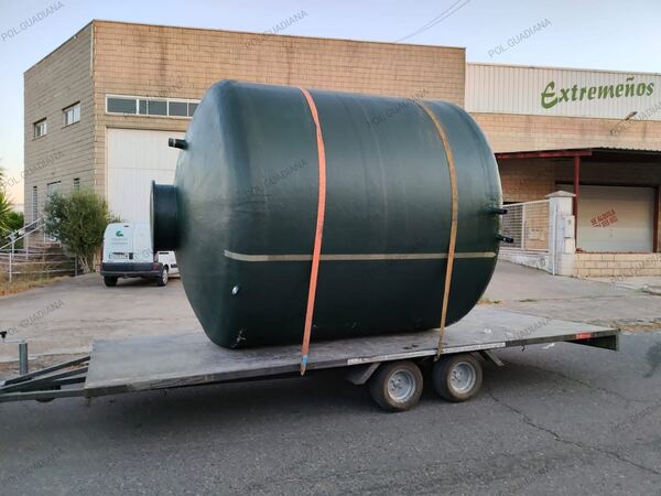 TANQUES DE POLIÉSTER PARA IRRIGAÇÃO. Outros (Negócios)