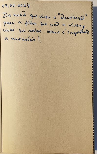 Revolução - Hugo Gonçalves. Livros