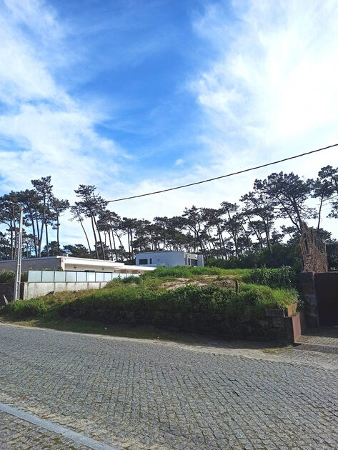 Terreno para construção na Marginal de Ofir - Espo. Lote