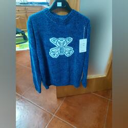 camisola de malha. Camisolas