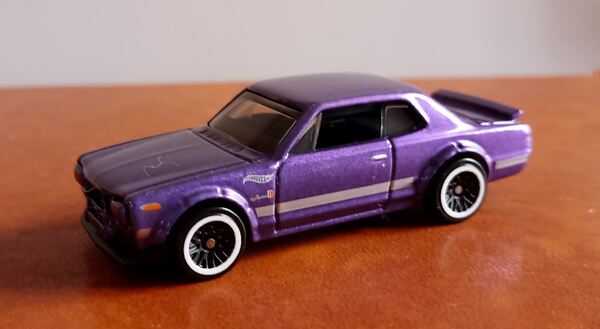 Hot Wheels Nissan Skyline. Miniaturas