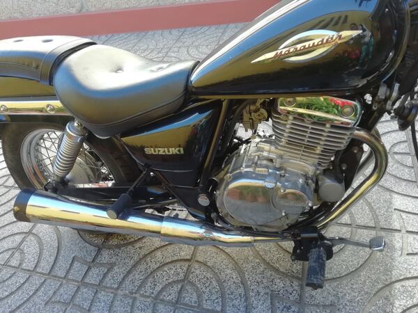 Suzuki GZ 250 Marauder AR (2006). Motos