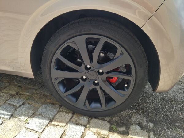 Peugeot 208 1.6 HDi 114cv Griffe. Carros