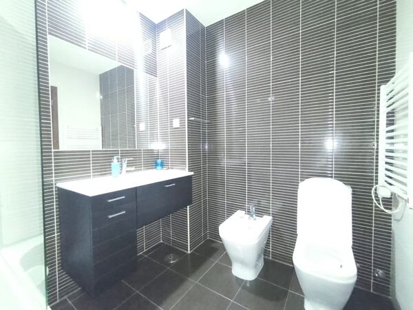 Apart. T2+2 duplex em Marinhas (2986). Casa e apartamentos para arrendar