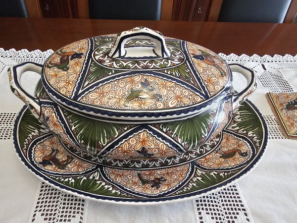 Várias peças decorativas . Mobiliário antigo