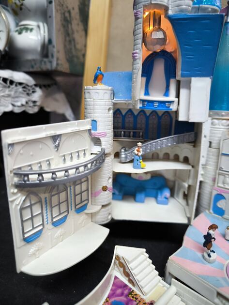 Disney Polly Pocket Castelo. Brinquedos para bebês