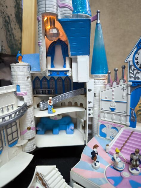 Disney Polly Pocket Castelo. Brinquedos para bebês