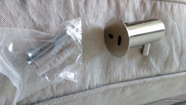 Suporte toalha casa banho em cromado. Outros Bricolage