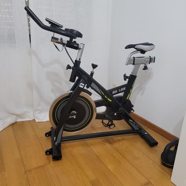 Bicicleta estática BH SG 1.25. Bicicletas de Exercício