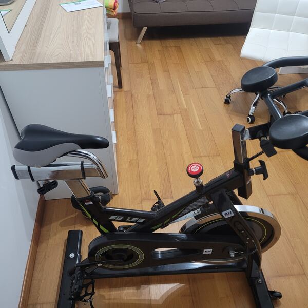 Bicicleta estática BH SG 1.25. Bicicletas de Exercício
