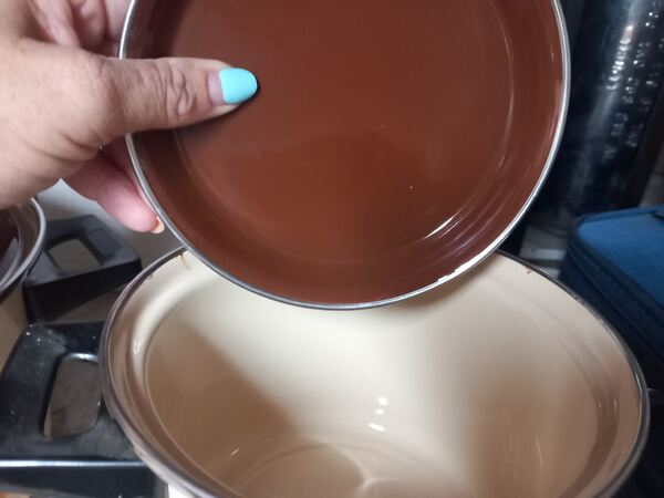 conjunto de panelas e tachos. Panelas de cozinha