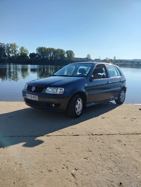 Vendo VW Polo 1.0. Ano 2001. Carros. Abrantes. 2001 Volkswagen Polo 210.000 km Manual Gasolina 1000 cv 5 portas Verde Ar condicionado Vidros eléctricos