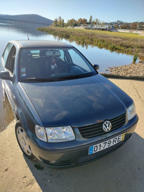 Vendo VW Polo 1.0. Ano 2001. Carros. Abrantes. 2001 Volkswagen Polo 210.000 km Manual Gasolina 1000 cv 5 portas Verde Ar condicionado Vidros eléctricos