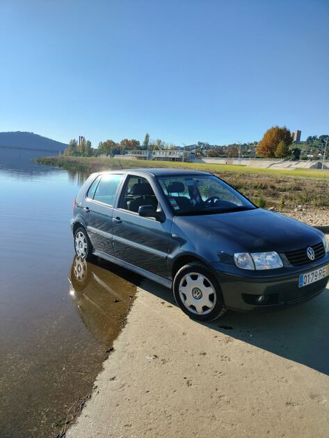 Vendo VW Polo 1.0. Ano 2001. Carros. Abrantes. 2001 Volkswagen Polo 210.000 km Manual Gasolina 1000 cv 5 portas Verde Ar condicionado Vidros eléctricos