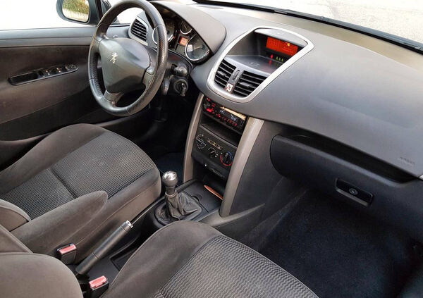 Bonito Peugeot 207 1.4 HDI. Carros