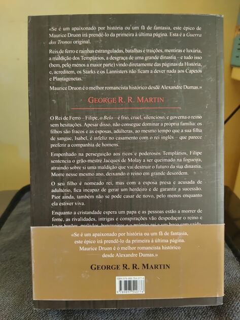 Livro “O Rei de Ferro e a Rainha Estrangulada”. Livros