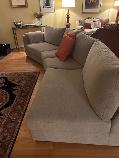 Sofá costas não retas. Sofás e Poltronas