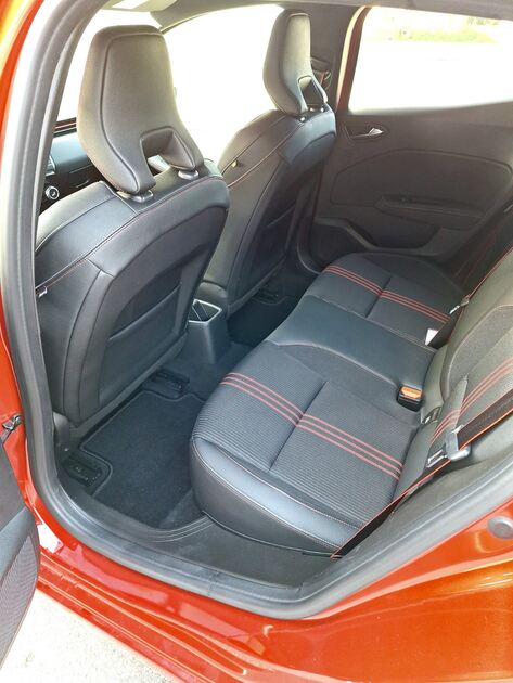 Renault Clio 15DCi RSLine. Carros