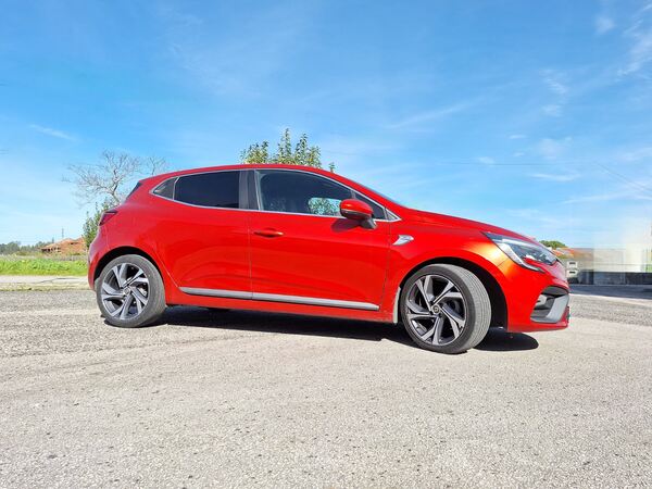 Renault Clio 15DCi RSLine. Carros