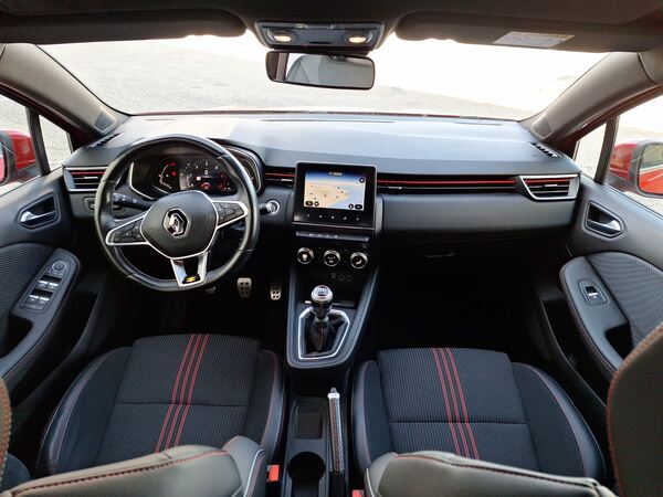 Renault Clio 15DCi RSLine. Carros