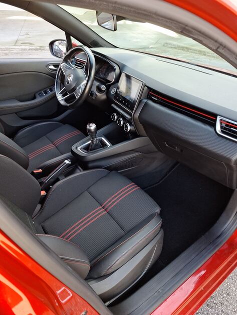 Renault Clio 15DCi RSLine. Carros