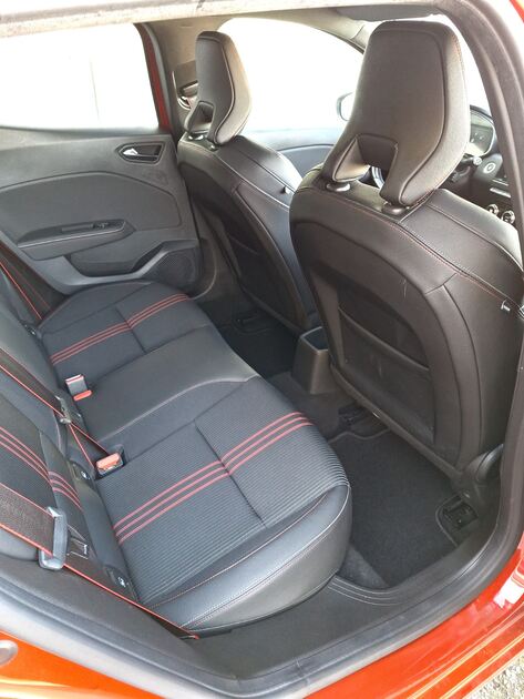 Renault Clio 15DCi RSLine. Carros