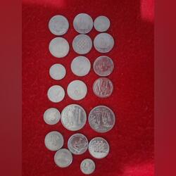 Varias moedas de coleção nao circuladas em prata. Moedas. Lousada.      Português
