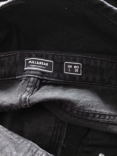 Jardineiras macacão – Pull & Bear – tamanho L euro. Outros Moda Homem