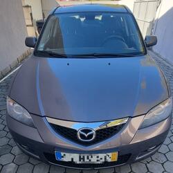 Mazda 3 disel com 86720 km. Carros