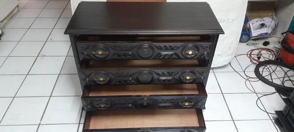 Cómoda nº 1. Cómoda