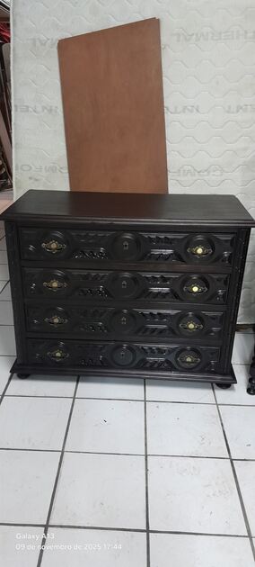 Cómoda nº 1. Cómoda