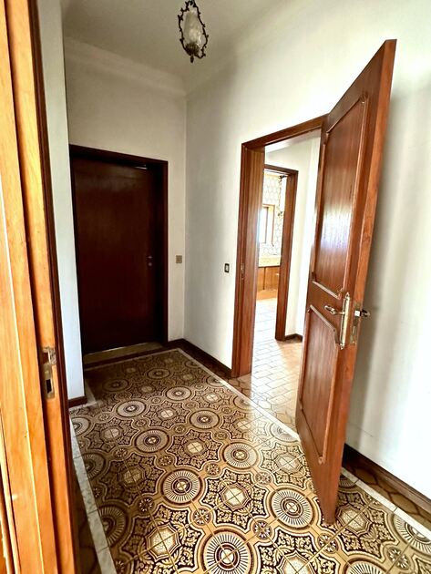 Venda de Moradia centro da Trofa . Casa e apartamentos para vender