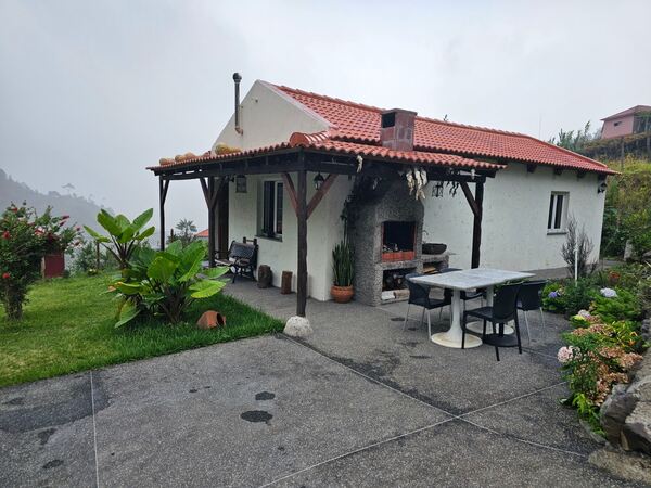 Vendo Casa . Casa e apartamentos para vender