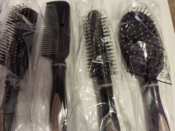 Escovas Cabelo. Escovas alisadoras de cabelo