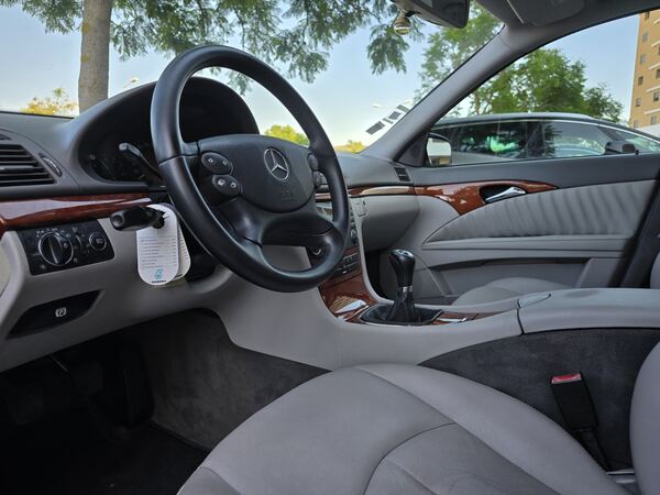 Mercedes-Benz E220 CDi. Carros