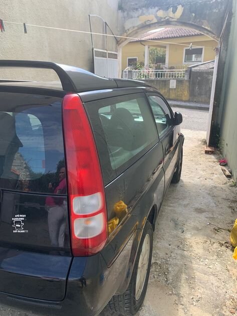 Vendo Honda HR-V 4WD . Carros