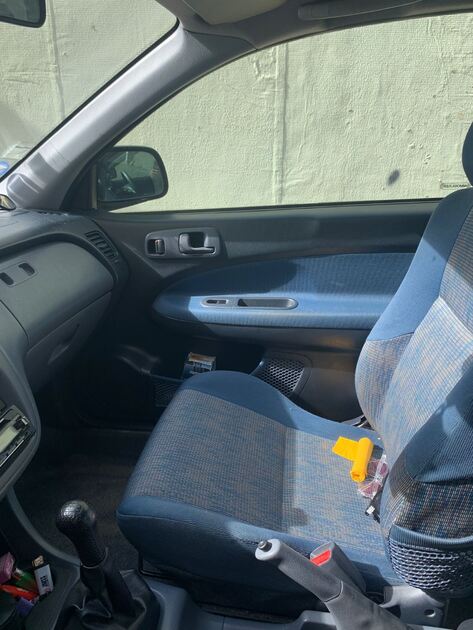 Vendo Honda HR-V 4WD . Carros