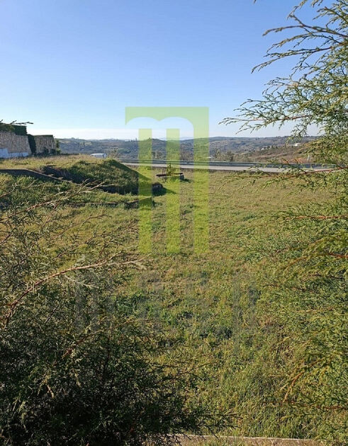 Lote de terreno para construção Oliv do Hospital. Lote