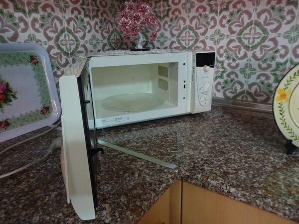 Micro-ondas Whirlpool branco – como novo. Outros (Eletrónica)