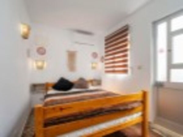 Moradia em Banda T3 . Casa e apartamentos para vender