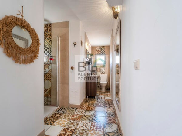 Moradia em Banda T3 . Casa e apartamentos para vender
