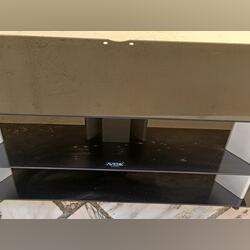 Mesa de vidro temperado preto. Móveis para TV. Oeiras.  Alumínio Preto  