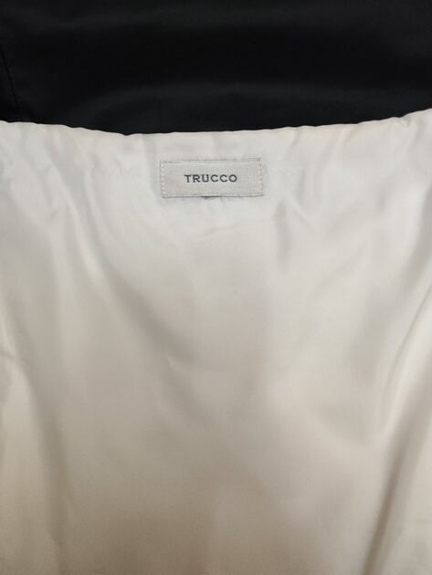 Elegante Vestido Cerimônia/trabalho, branco e preto da Trucco . Vestidos