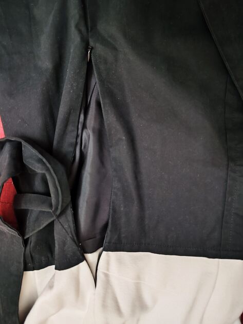 Elegante Vestido Cerimônia/trabalho, branco e preto da Trucco . Vestidos