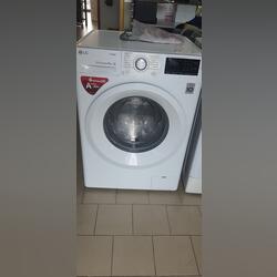 Maquina de roupa LG 9Kg entrega Instalação GARANTI. Máquinas de Lavar Roupa. Vila Nova de Gaia. LG 10 kg Classe energética A   Com garantia
