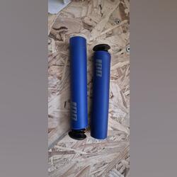 Punhos de silicone btt novos. Acessórios para bicicletas